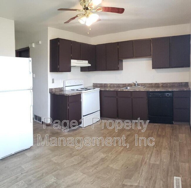 2915 Grinnell Dr Unit 2915 1, Rockford, IL 61109 Condo for Rent in