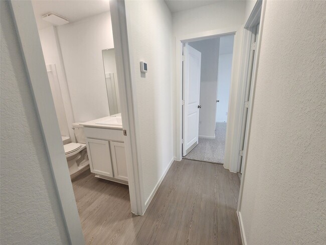 Building Photo - 10422 Cloud Nine Ct