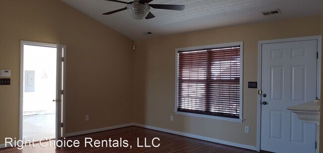 Foto del edificio - 3 br, 2 bath House - 2532 Cameron Woods Lane