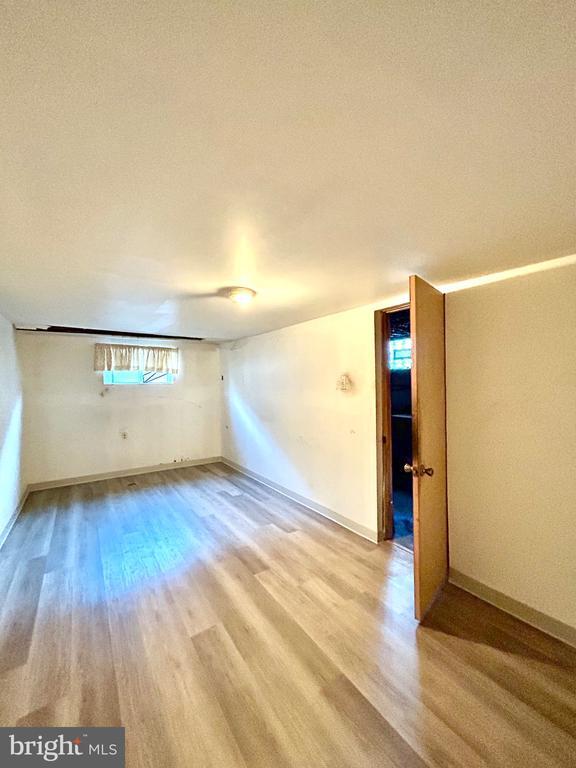 Foto del edificio - 1526 Devereaux Ave