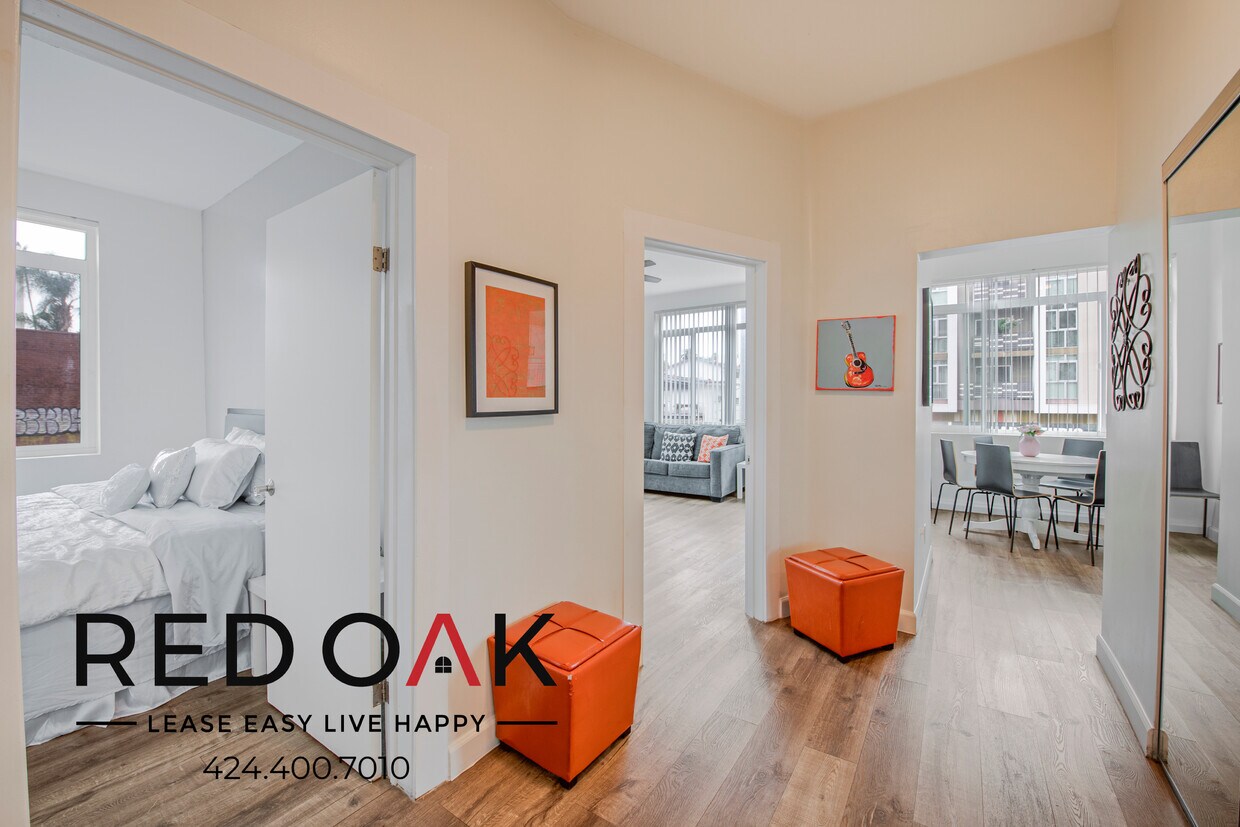 Primary Photo - $200 OFF Each Month! Stylish Two Bedroom w...