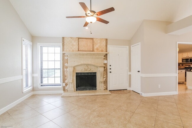 Building Photo - 4210 Hawk Meadow Dr
