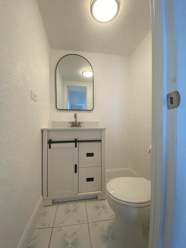 Foto del edificio - 3031 E Missionwood Ln