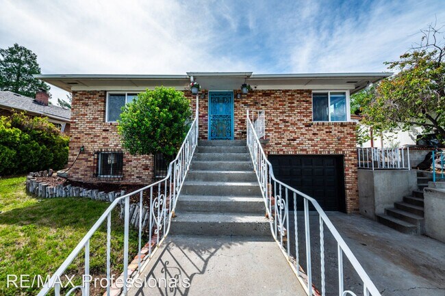 Foto del edificio - 3 br, 2 bath House - 170 Mayberry Dr.