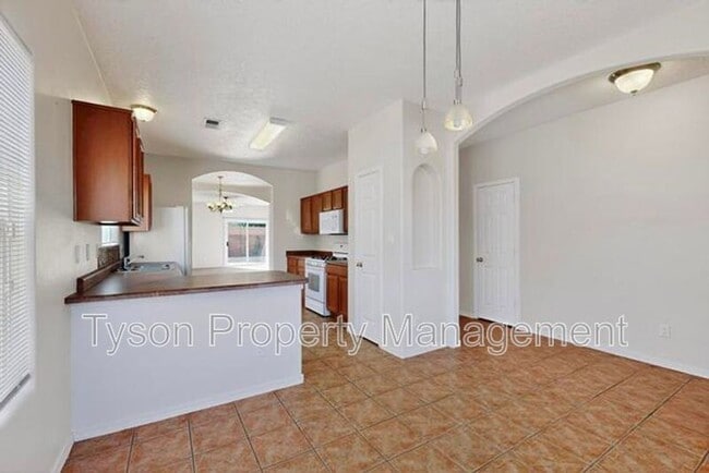 Building Photo - 6816 Paese Pl NW