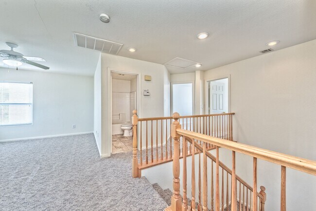 Building Photo - 508 Lacabana Beach Dr