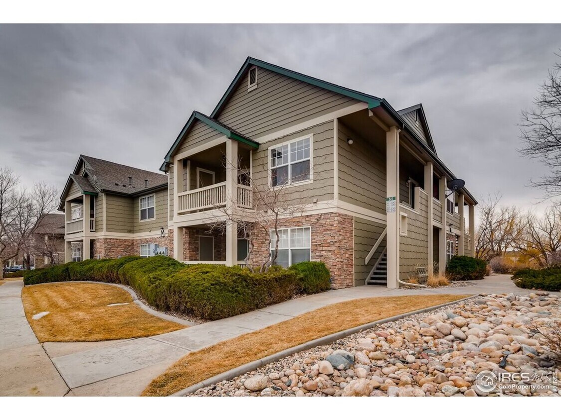 Primary Photo - Spacious Two Bed Condo in Fort Collins!