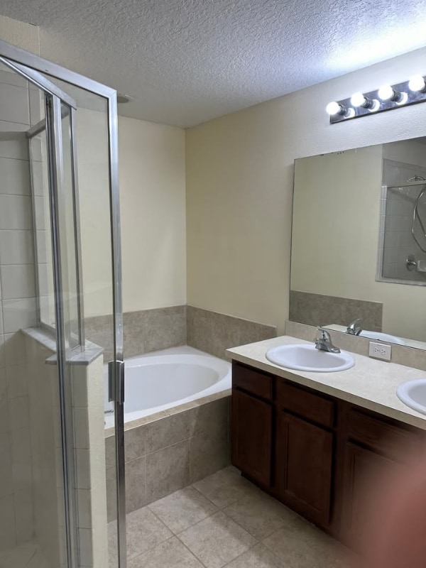 Foto del edificio - 10642 Regent Square Dr