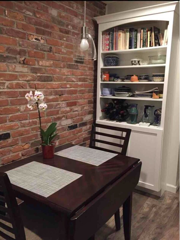 Foto del edificio - 18 Williamsburg Dr