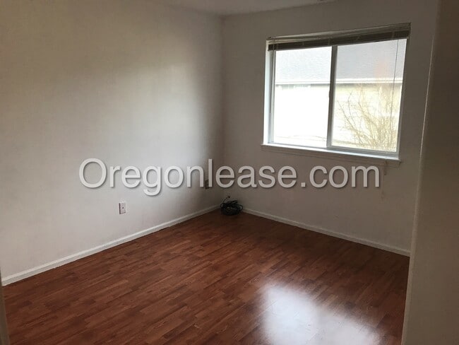 Foto del edificio - 3725 Westleigh St