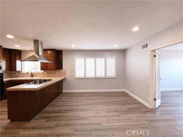 Foto del edificio - 5123 Emerald St