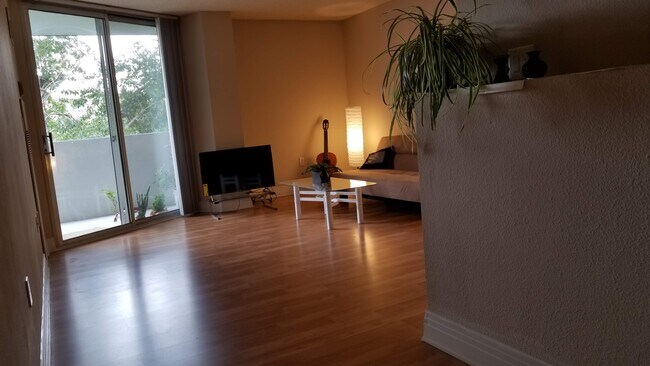 Foto del edificio - 601 W 11th Ave