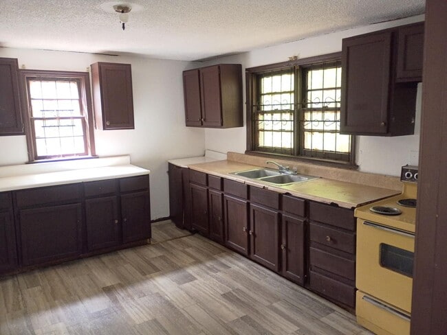 Foto del edificio - 304 Wells Ave