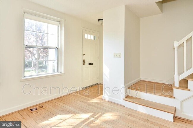 Foto del edificio - 4875 28th St S