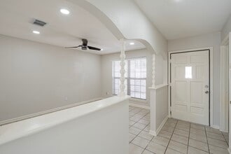 Building Photo - 3435 Gary Ln