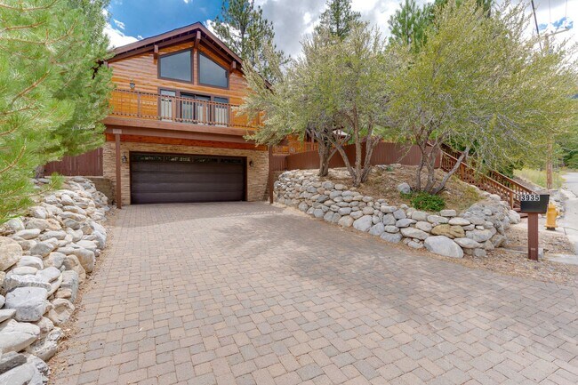 Foto del edificio - Tranquil Mountain Retreat in Mount Charleston