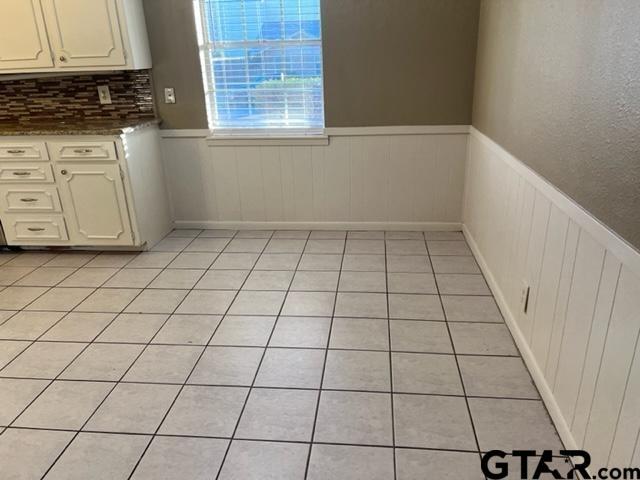 Building Photo - 7415 Hollyoak Dr