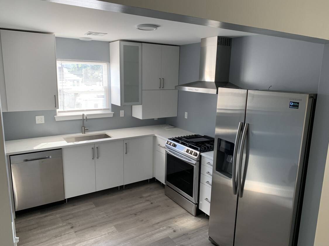 Foto principal - 358-2 Summer Ave