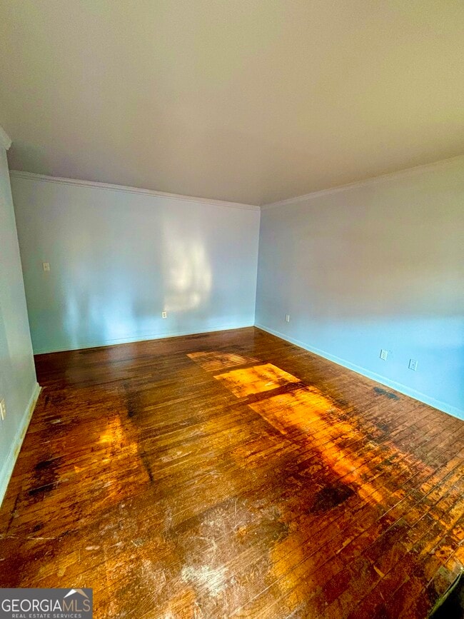 Building Photo - 315 Woodridge Cir