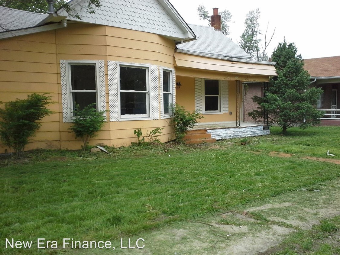 Building Photo - 1217 Cedar St