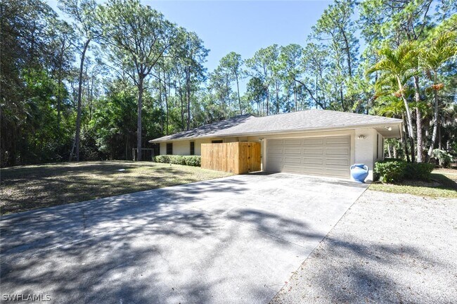 Foto del edificio - 5356 Sycamore Dr