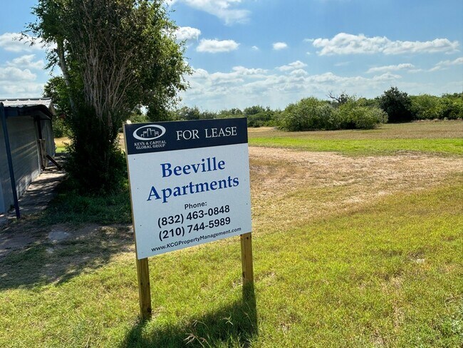 Foto del edificio - 1627 FM351