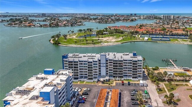 Foto del edificio - 450 Treasure Island Causeway
