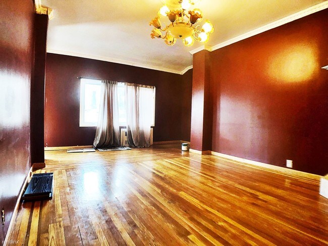 Building Photo - 3 br, 2 bath House - 8788 15th Ave