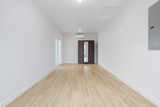 Foto del edificio - 1147 NW Birch St