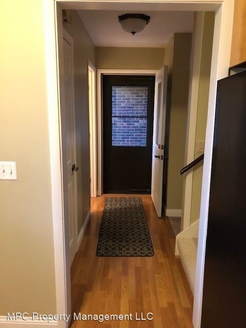 Foto del edificio - 1447 Windsor Way