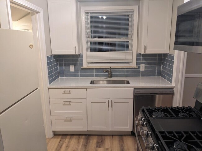 Foto del edificio - 1261 E Chesterfield St