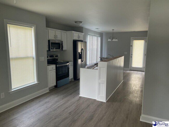 Foto del edificio - 3713 Breckridge Cir