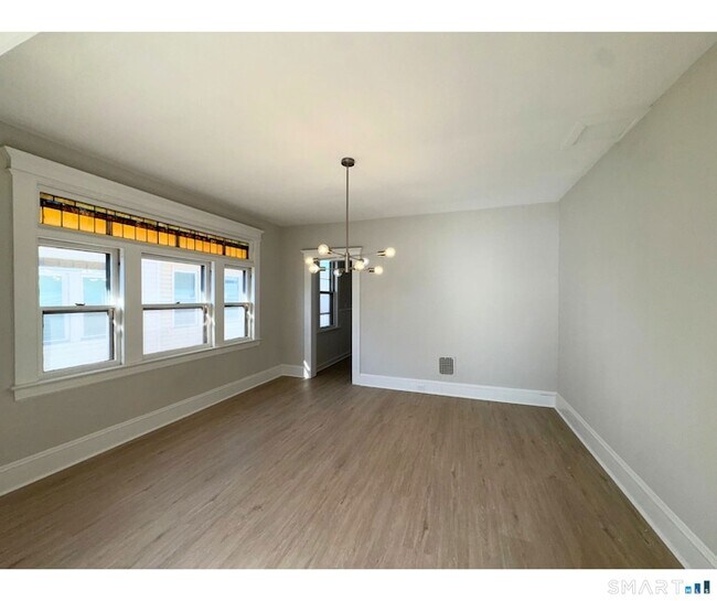 Building Photo - 74 Garfield Ave