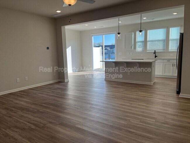 Foto del edificio - 139 Pinkie Ln