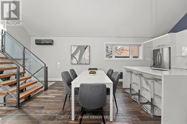 Photo du bâtiment - 272 King Edward Ave