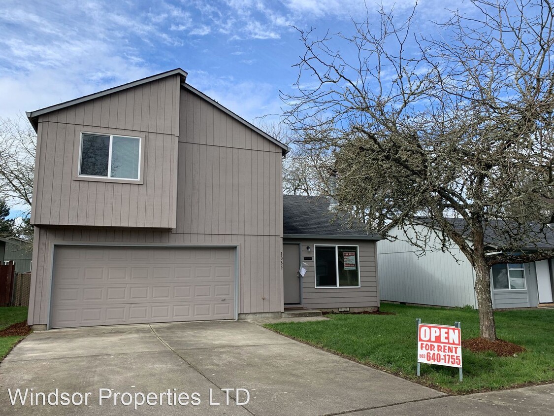 Primary Photo - 4 br, 2 bath House - 1065 SW 178th Place