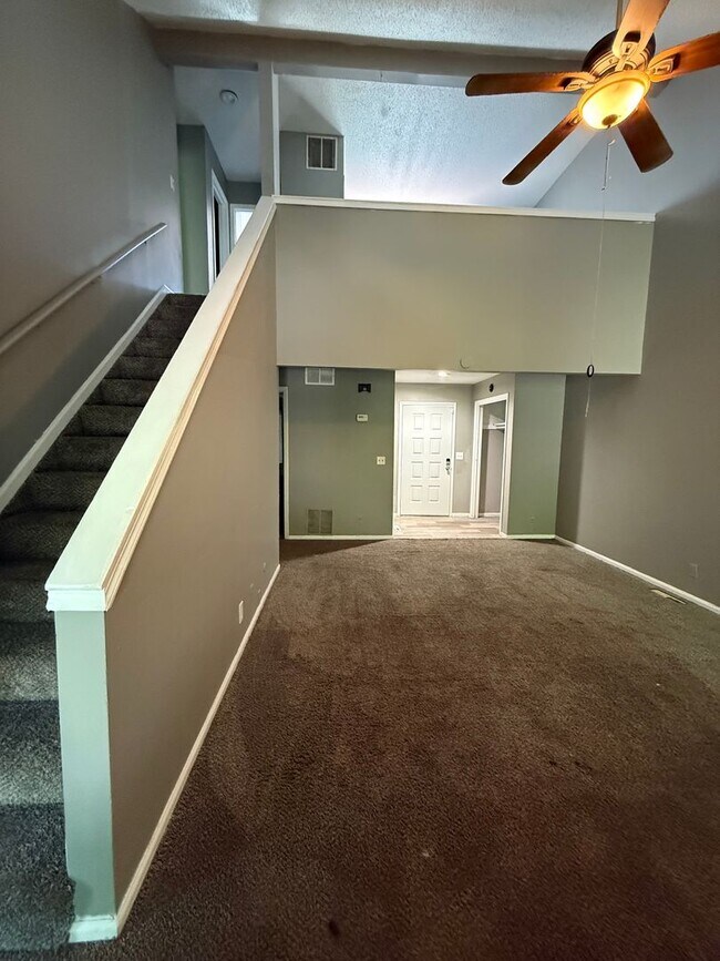 Foto del edificio - Beautiful East Wichita Duplex