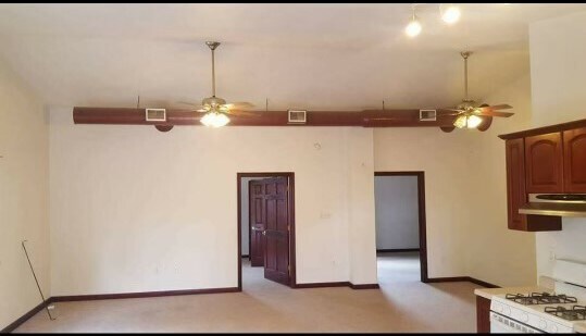 Foto del edificio - 85 S 27th St