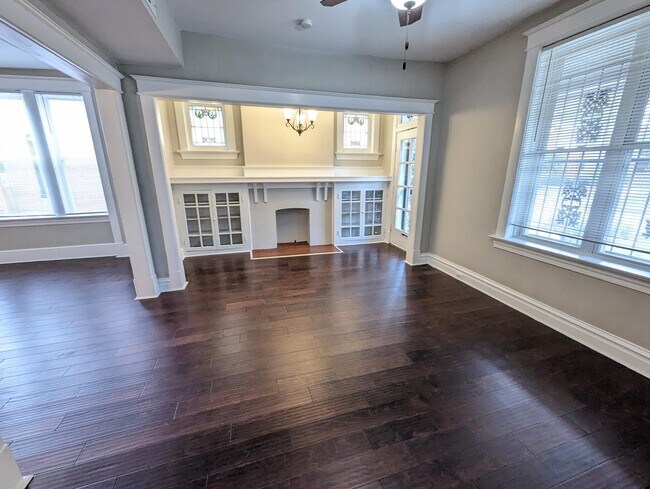 Building Photo - 5940 Cates Ave