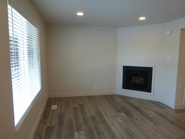 Foto del edificio - 2519 S 300 E