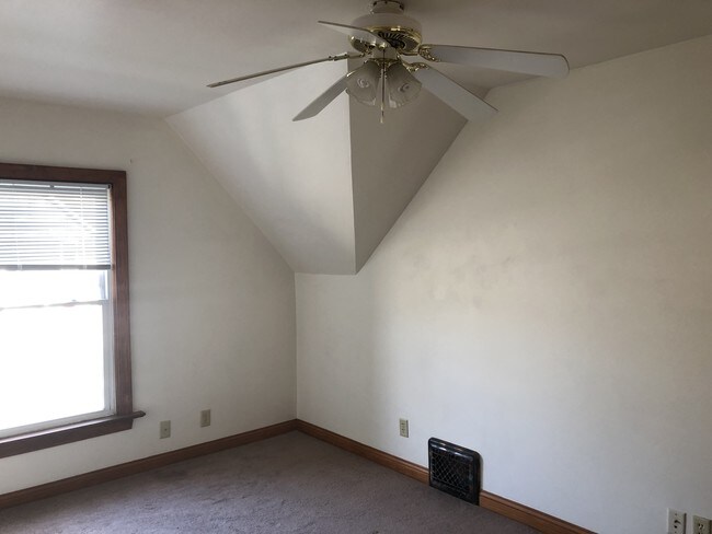 Front Bedroom-view 1 - 1310 S 12th St