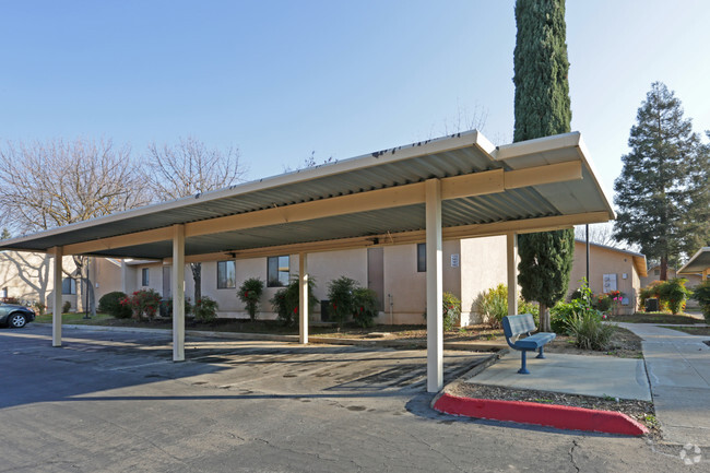 Building Photo - Wedgewood Commons