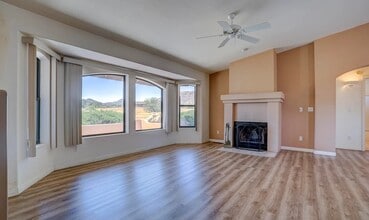Building Photo - 1230 W Kelly Dr