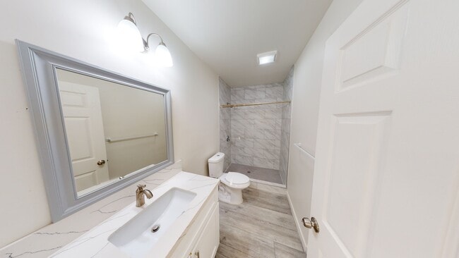 Building Photo - 5167 Remington Rd