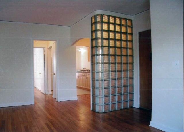 - 5227-5231 NW Radial Hwy