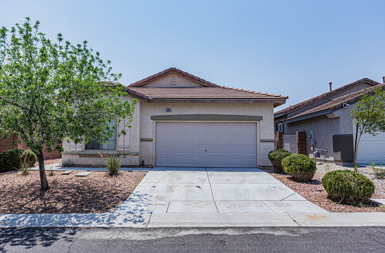 Foto principal - 1 Story home located in Southern Highlands