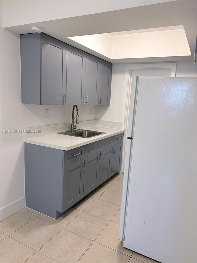 Foto del edificio - 31 NW 163rd St