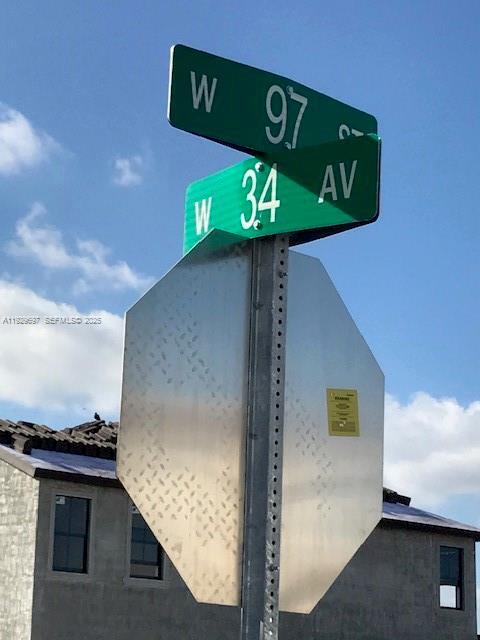 Foto del edificio - 3322 W 97th St