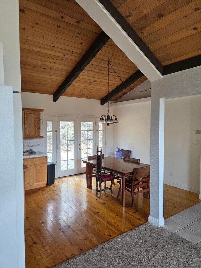 Building Photo - Beautiful 3BR/2BA Bear Valley Springs Home...
