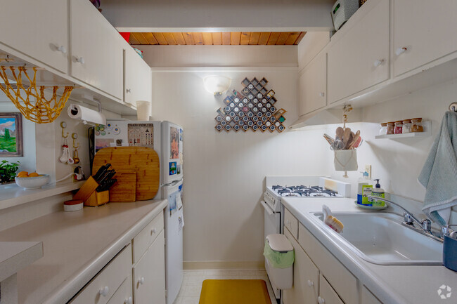 Studio - 405sf - Kitchen - Ananda Community